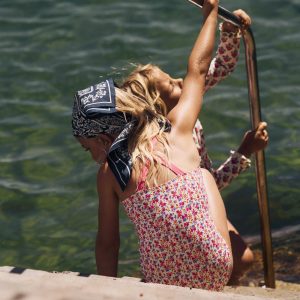 Cross-Back Printed Swimsuit-Papyrus Ditsy Floral