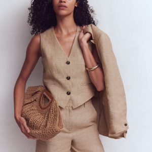 V-neck Linen Waistcoat-Amphora. Chambray